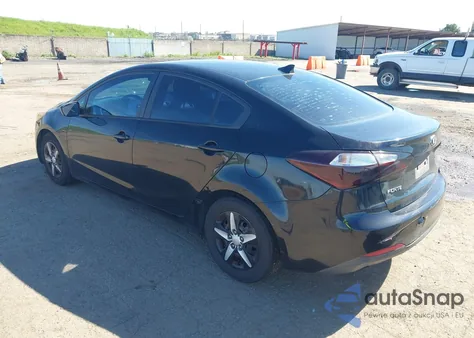 2015 Kia Forte Lx z USA, uszkodzony, nr VIN KNAFK4A63F5425865